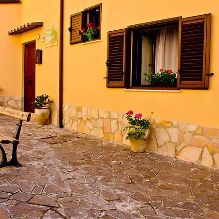 B&B Liola Agrigento Bagian luar foto