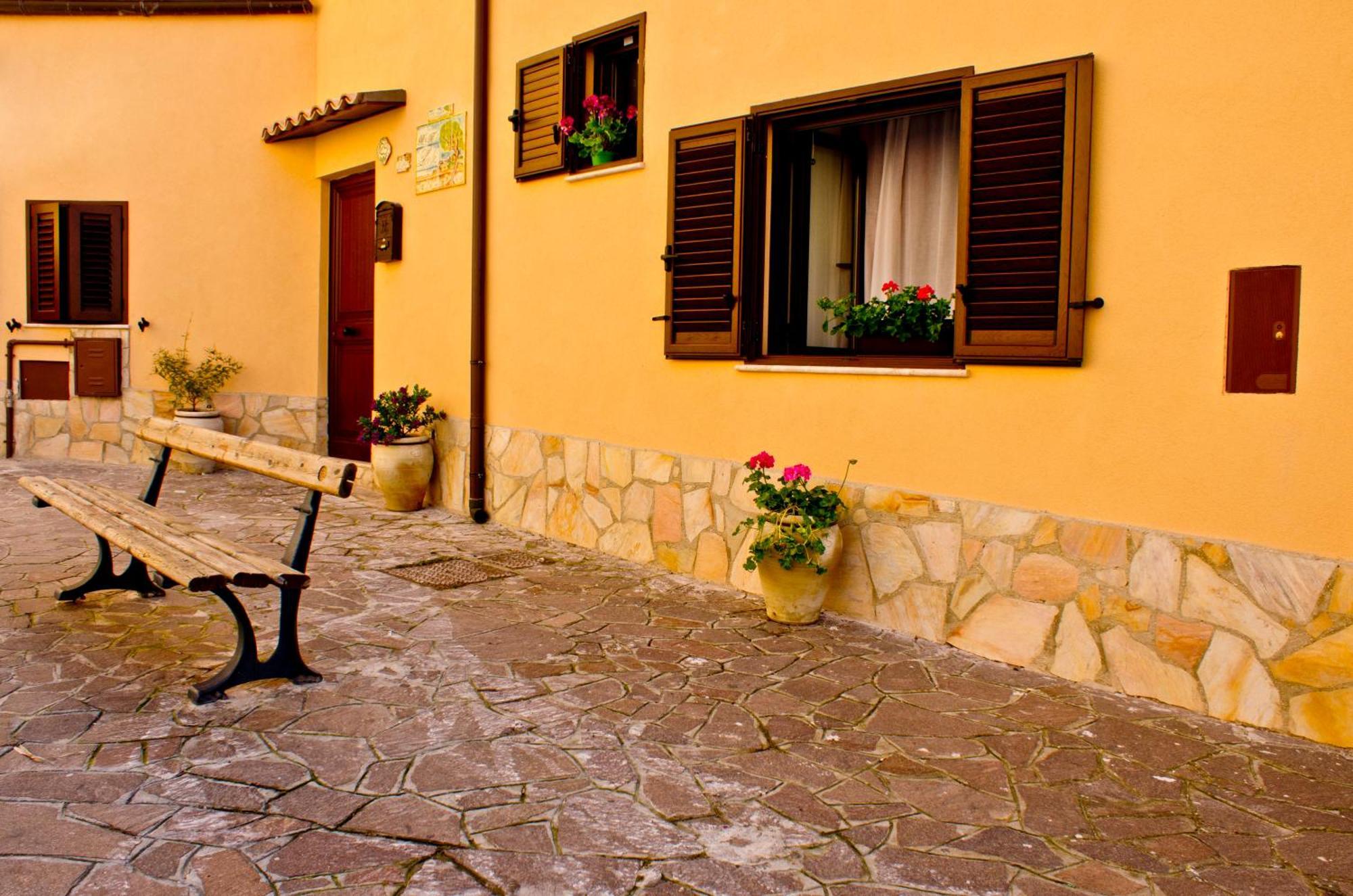 B&B Liola Agrigento Bagian luar foto